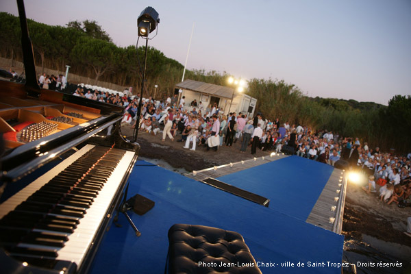 Image 1 - Le festival des nuits du château de la Moutte