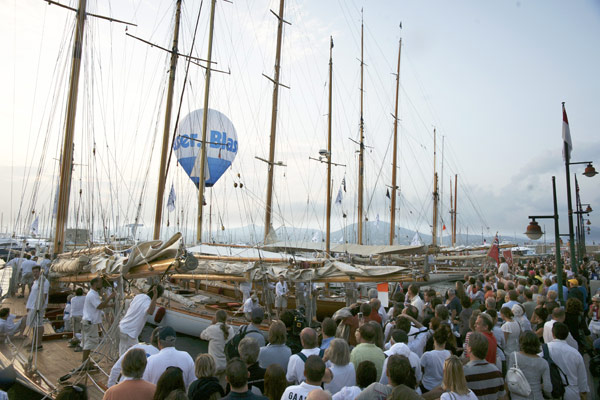 Image 1 - Les voiles de Saint-Tropez - La remise des prix