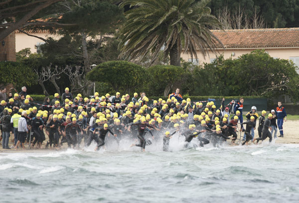 Image 1 - Triathlon : ils ont bravé le mistral