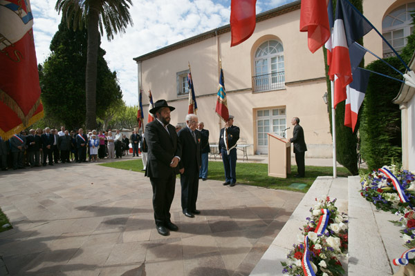 Image 1 - Le 25 avril, hommage aux victimes et aux héros de la déportation