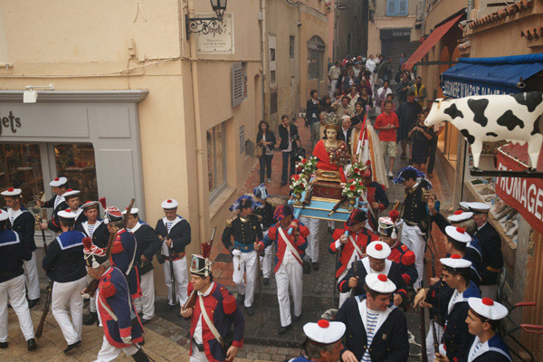 Image 1 - Bravades des Espagnols : fidèles à la tradition