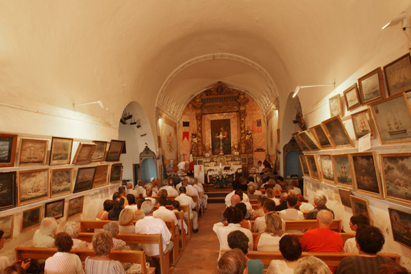 Image 1 - Quand Saint-Tropez honore Sainte-Anne…