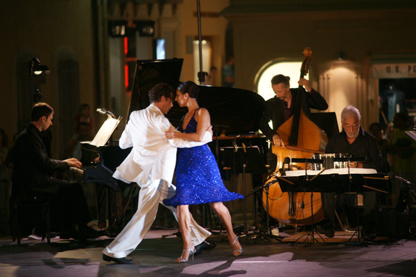 Image 1 - «Noche tango» en clôture de l’année de l’Argentine à Saint-Tropez