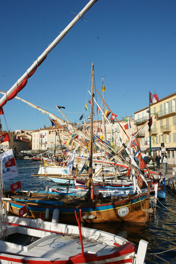 Une soixantaine de bateaux ont participé à cette 13e édition des Voiles latines à Saint-Tropez