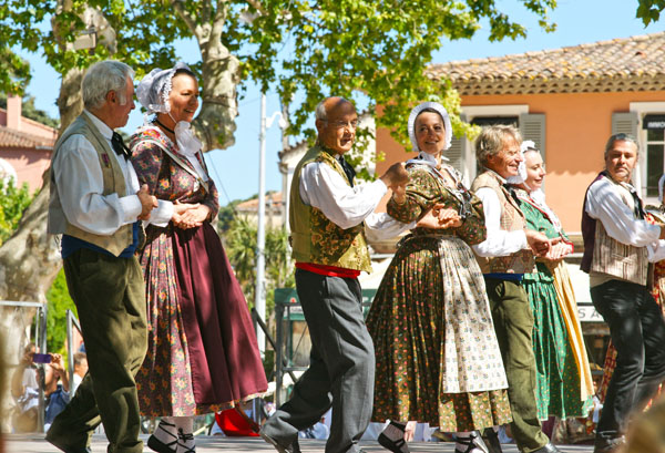 Image 3 - Le Rampeù a fêté les Bravades