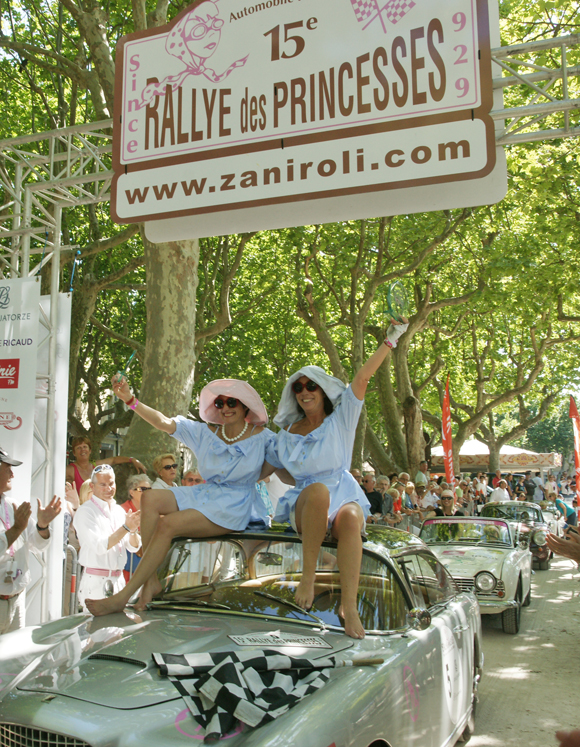 Image 5 - Rallye : 180 princesses à l'arrivée de Saint-Tropez