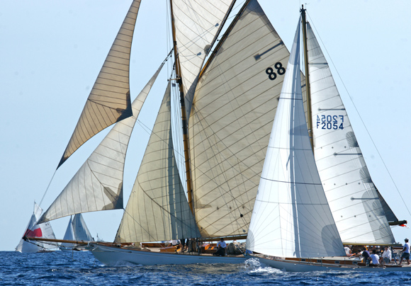 Image 3 - Voiles de Saint-Tropez : fréquentation record et météo radieuse