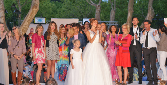 Image 5 - Esprit village fait défiler la mode à Saint-Tropez