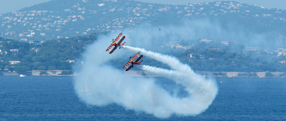 Image 4 - Le ballet aérien des Ailes de Saint-Tropez