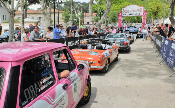 Image 2 - Le Rallye des Princesses est arrivé à Saint-Tropez