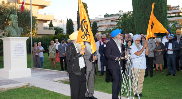 Image 12 - Hommage à Ranjit Singh : l’Etat du Pendjab offre un buste à la ville