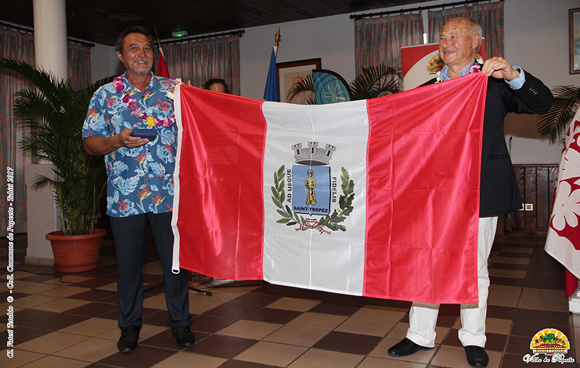 Image 3 - Inauguration du buste de Louis Langomazino à Papeete (Tahiti)