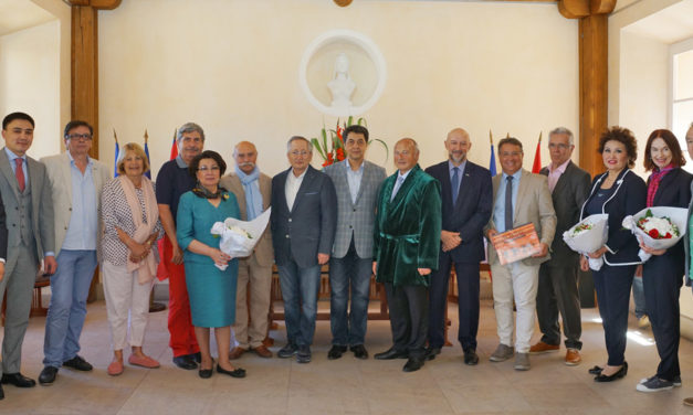 Une délégation kazakhstanaise à Saint-Tropez