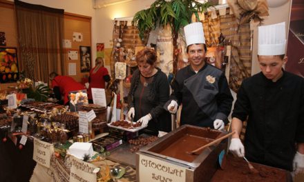 Noël à Saint-Tropez : chocolat et patinage au rendez-vous