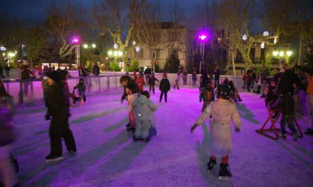 Noël 2009 à Saint-Tropez : la patinoire