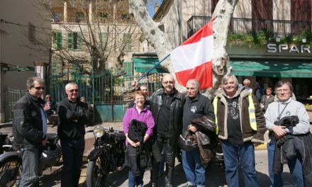 Les motos de collection au rendez-vous rétropézien 2011