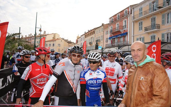Plus de 1 000 coureurs au départ de Saint-Tropez pour la Granfondo 2011