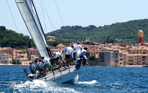 198 bateaux au départ de la 59e Giraglia Rolex Cup 2011