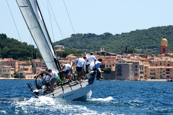 198 bateaux au départ de la 59e Giraglia Rolex Cup 2011