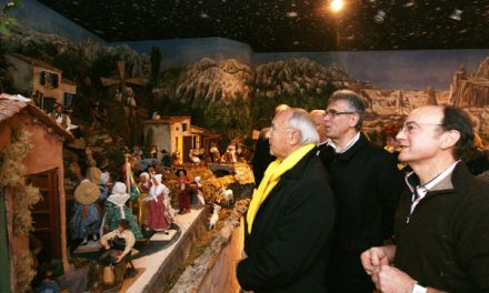 Au lavoir Vasserot, la magie des crèches de Noël et du monde