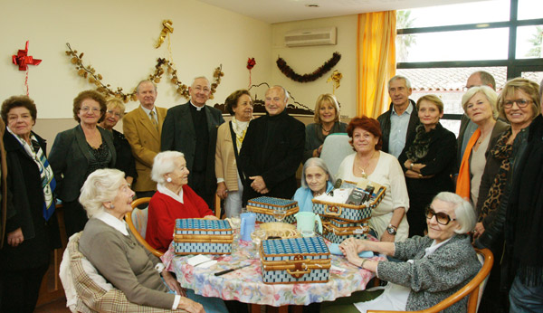 Le père Noël est passé chez les aînés