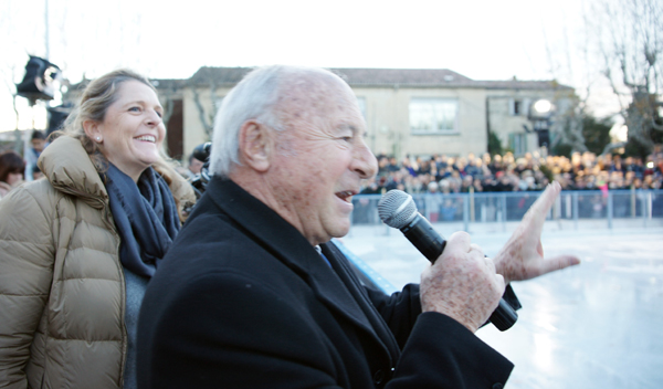 Candeloro fait le show à la patinoire