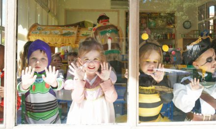 Les enfants ont fêté le carnaval et le printemps 2012