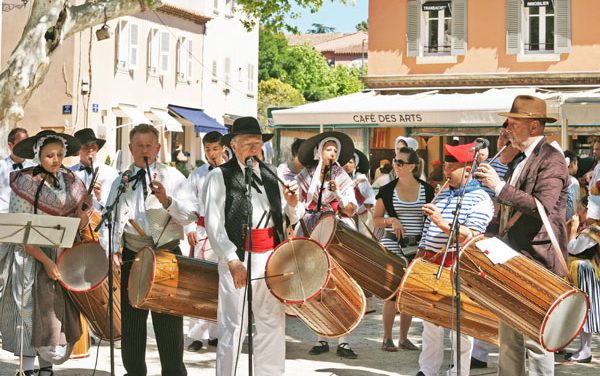 Le Rampeù a fêté les Bravades