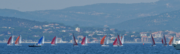 Mondial de catamaran : le Tropézien Sinbad Champroux au pied du podium