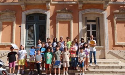 Réception d’une classe de CM1 de l’école élémentaire les Lauriers à l’Hôtel de ville