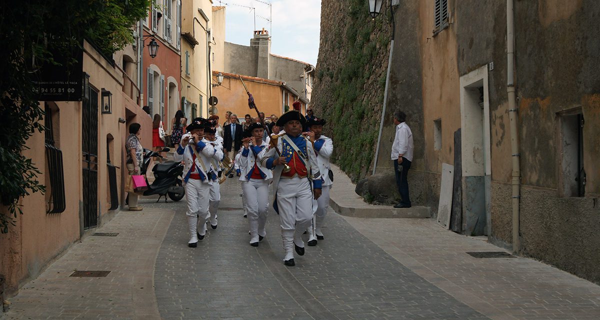 Réhabilitation de la vieille ville (phase1) : impasse Saint-Paul, place du Revelen, rue des Remparts et rue des pêcheurs