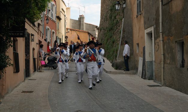 Réhabilitation de la vieille ville (phase1) : impasse Saint-Paul, place du Revelen, rue des Remparts et rue des pêcheurs