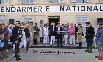 Inauguration de la place Blanqui et première visite officielle du musée de la Gendarmerie et du Cinéma de Saint-Tropez