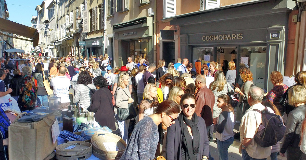 La grande braderie de Saint-Tropez