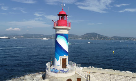 SAINT-TROPEZ : COULEUR BLEUE