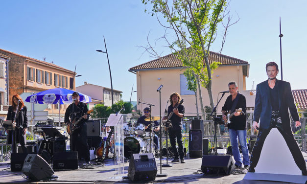 Johnny à Saint-Tropez : une inauguration « rock and roll »