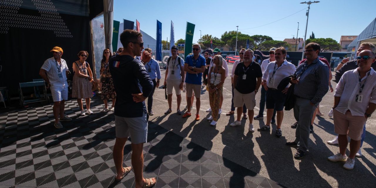 Visite de la base technique et rencontre avec l’équipe de France du SailGP