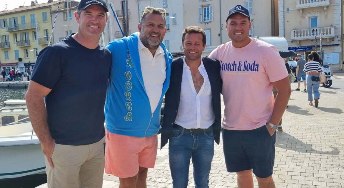 Des légendes du rugby à Saint-Tropez à l’occasion du tournage d’Izzy & Beaver’s French Connection