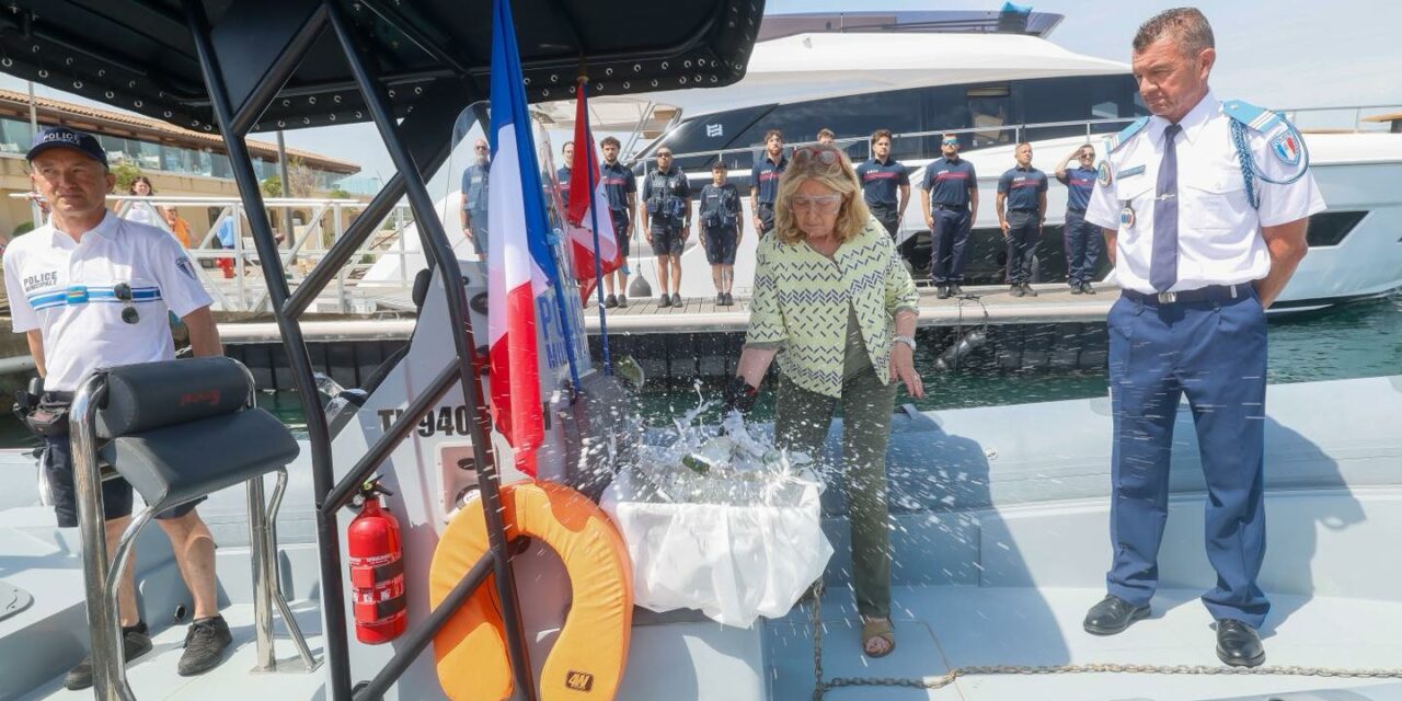 Bénédiction du bateau de la brigade nautique