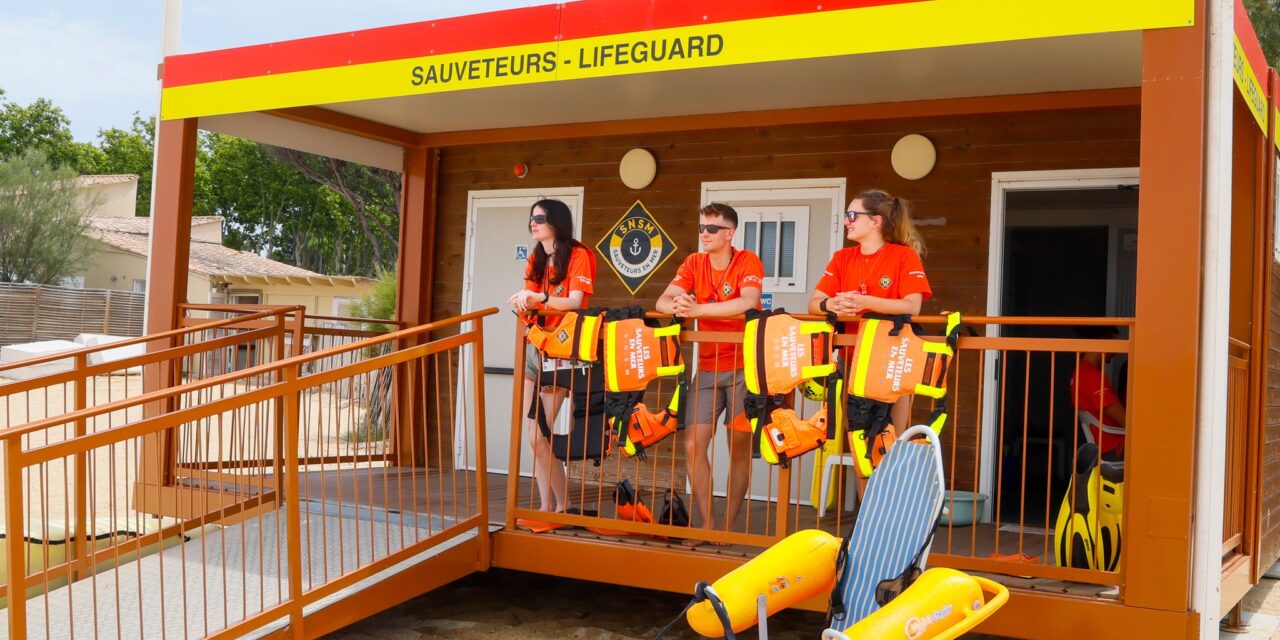 Ouverture des postes de secours sur les plages de la Bouillabaisse, des Canoubiers et des Salins