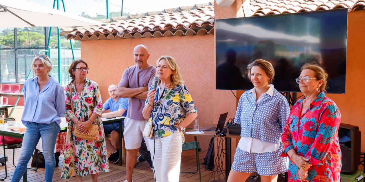 Soirée de lancement de la saison estivale à Saint-Tropez avec les agents de la ville