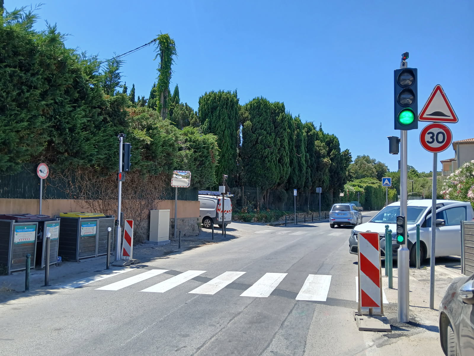 Nouveaux feux « récompense » en service boulevard des Antiboul pour réduire la vitesse