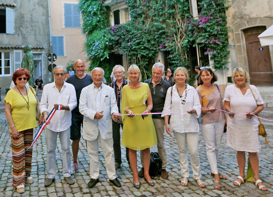 La vieille ville presque entièrement rénovée