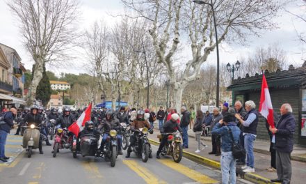 Rétropézien, rassemblement de motos anciennes