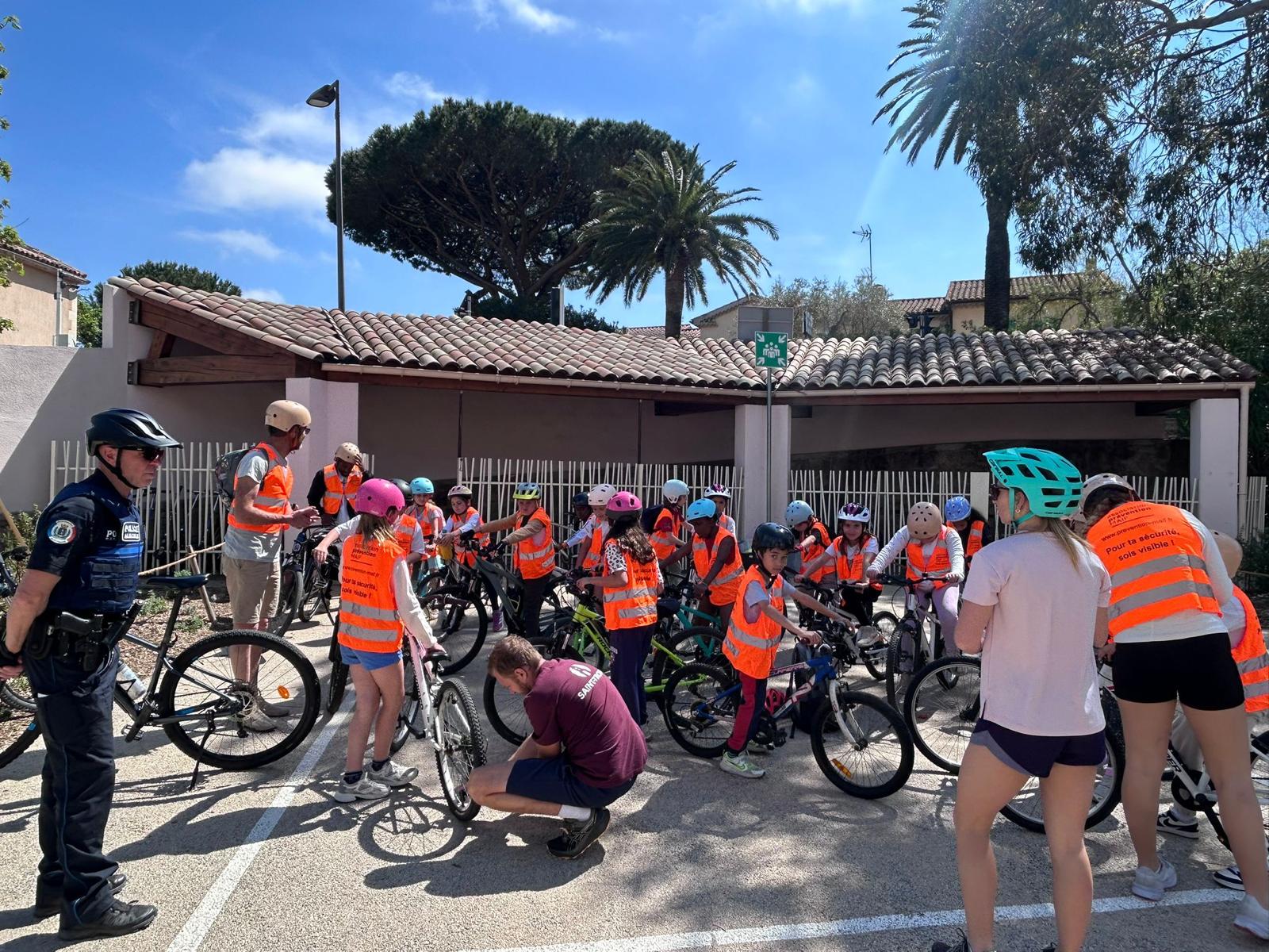 Validation du palier 2 du « Savoir Rouler à Vélo » pour les élèves de CE2 de l&rsquo;école Les Lauriers