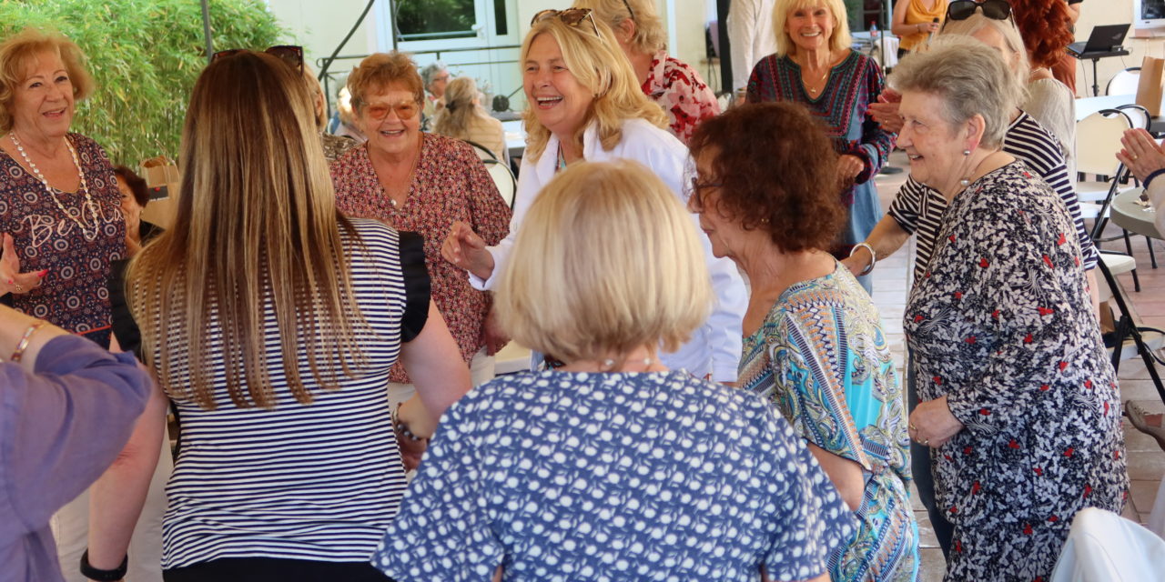 Les mamans ont été célébrées à la Maison des Ainés