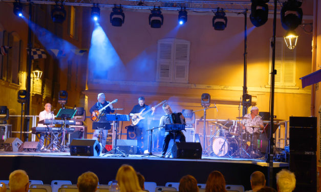 La fête de la musique à Saint-Tropez a rencontré un vif succès
