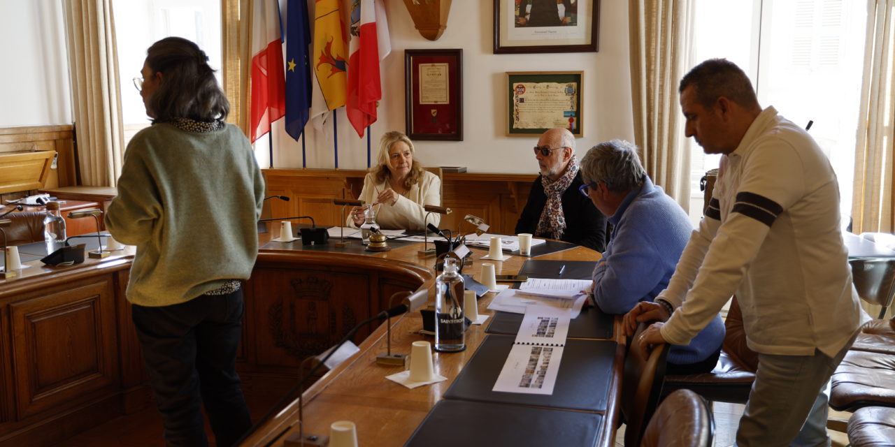 [Réunion de travail] – Accrochage de la collection d’ex-voto de la Chapelle Sainte-Anne