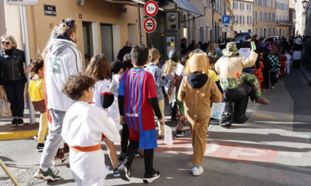 Les jeunes Tropéziens ont fêté le Carnaval