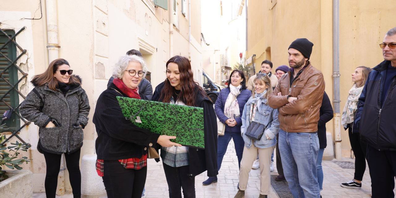 Des visites guidées de la vieille ville pour les agents communaux